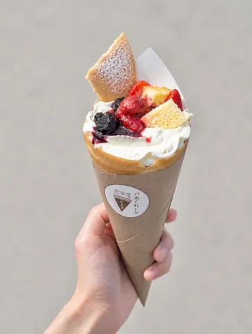 ベリーベリーチーズケーキクレープ