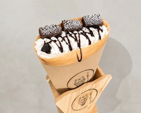 チョコブラ生クリームクレープ